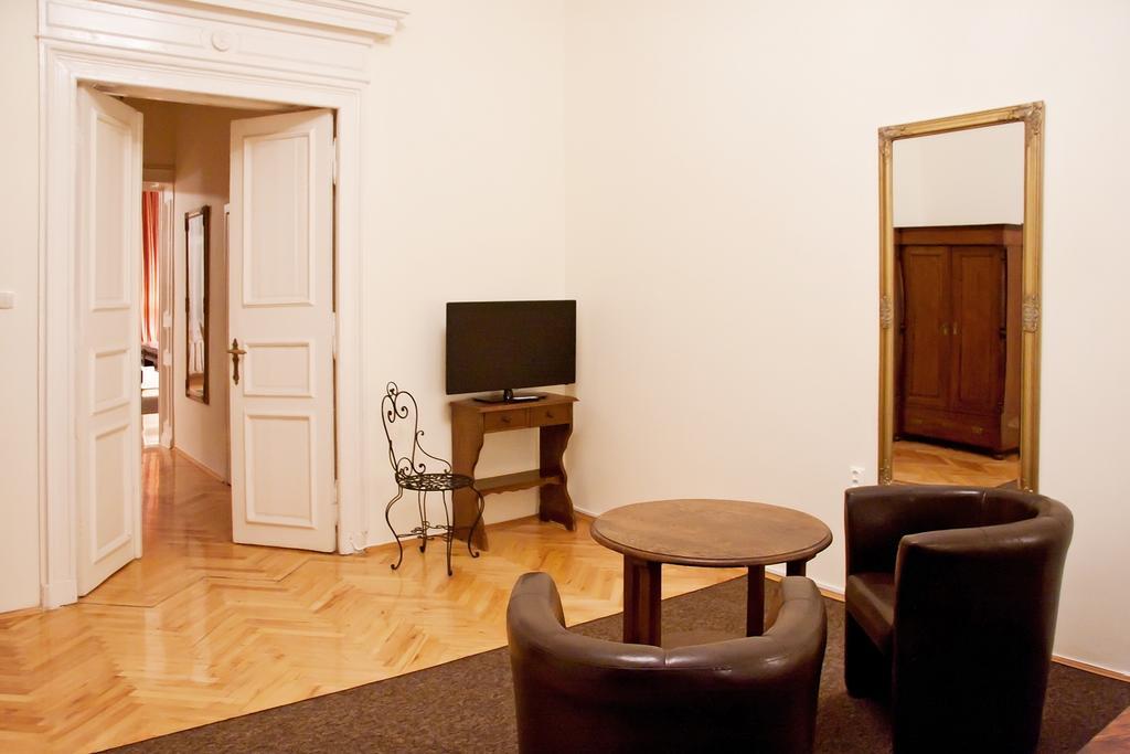 Apartament Broadway Stary Toruń Buitenkant foto